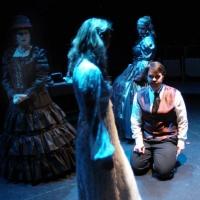 BWW Reviews: Haunting Performance of EDGAR ALLAN POE'S NEVERMORE