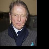 Edward Fox Replaces Robert Hardy in THE AUDIENCE Due to Injury Video