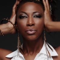 Sisaundra Lewis Performs at  the Garden Theatre Tonight Video