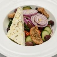 Molos Waterfront Restaurant Dishing out Great Deals for Hudson Restaurant Week