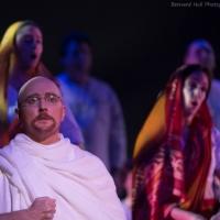 BWW Reviews: PHILIP GLASS PORTRAIT TRILOGY: SATYAGRAHA Completes an Amazing Week of O Video