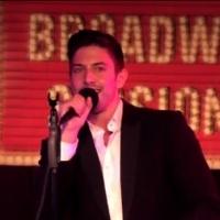 STAGE TUBE: Nick Adams Sings 'Winter Wonderland' at BROADWAY SESSIONS Video
