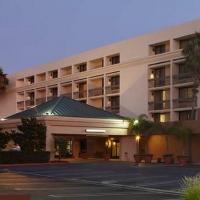DoubleTree by Hilton Opens Marina del Rey Hotel Video