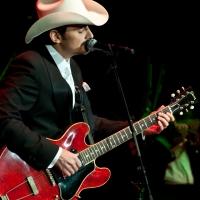 Photo Flash: Brad Paisley and More at Nashville Symphony's 'Midwinter Night's Dream'  Video