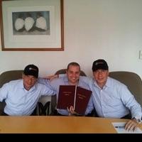 Atomic Wings Signs Master Franchise Agreement to Expand to Mexico