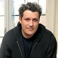 Isaac Mizrahi Debuts Signature Apparel and Accessories Exclusively on The Shopping Ch Video