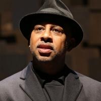 Review:  Santiago-Hudson Beautifully Recreates August Wilson in HOW I LEARNED WHAT I  Video