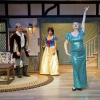 BWW Reviews: A Very Chekhovian VANYA AND SONIA AND MASHA AND SPIKE at Shakespeare & C Video