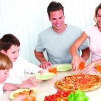 Celebrate Pizza: Fun, Easy Ways to Enjoy a Family Favorite 