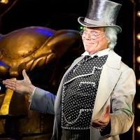 BWW Interviews: The Man Behind the Curtain, WICKED's John Davidson