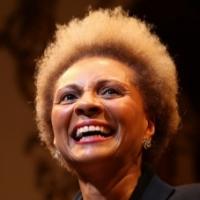 BWW Reviews: Leslie Uggams Delights Audience at The Apollo