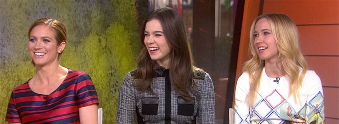 VIDEO: PITCH PERFECT 2 Stars Brittany Snow, Hailee Steinfeld & Anna Camp Visit… Video