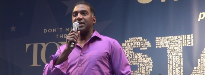 TV: Norm Lewis, Sierra Boggess and Jeremy Hays Sing from PHANTOM at STARS IN THE… Video
