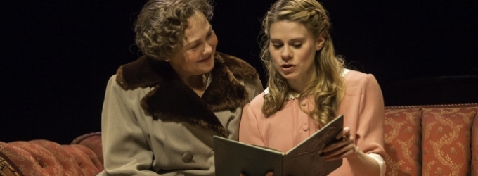 TV: Watch Highlights from THE GLASS MENAGERIE on Broadway- Cherry Jones, Zachary… Video