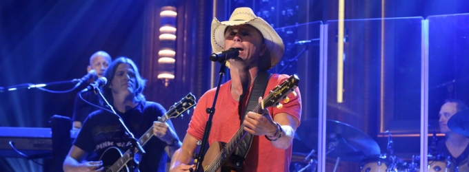 VIDEO: Kenny Chesney Performs New Single 'American Kids' on TONIGHT SHOW Video