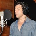 BWW Photo Exclusive: JERSEY BOYS Cast Records for 'Carols For A Cure' Video