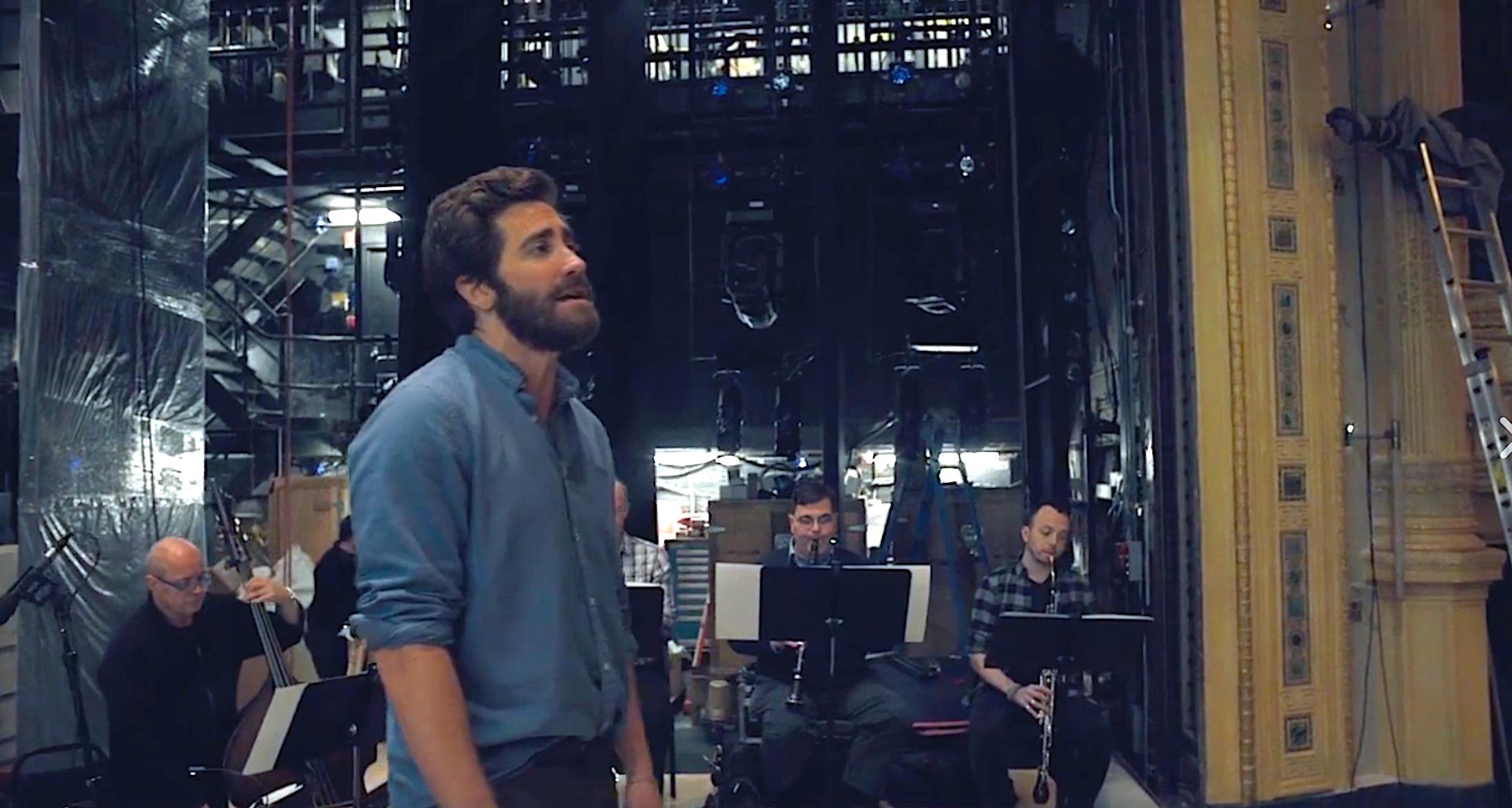 Video Jake Gyllenhaal Sings From Sunday In The Park With George Video 