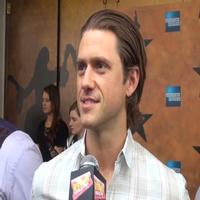 TV: Aaron Tveit Talks GREASE, Patina Miller Wants to Come Back to Broadway & More on the HAMILTON Red Carpet!