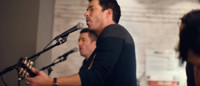 VIDEO: THE PROPERTY BROTHERS Jonathan & Drew Scott Throw a House Party in New Music V Video