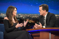 VIDEO: Lauren Graham Is 'Gilmore Girls' Mythbuster on LATE SHOW