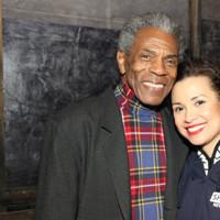 Photo Flash: Two-time Tony Nominee AndrÃ© De Shields Visits Broadway Cast of ALLEGIANCE Backstage
