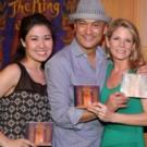 Photo Coverage: Kelli O'Hara & Cast of Broadway's THE KING AND I Sign Albums at Barne Video