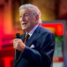 VIDEO: Tony Bennett Performs Holiday Classic 'I'll Be Home for Christmas'