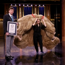 VIDEO: Drew Barrymore Attempts to Break Guinness World Records on TONIGHT SHOW Video