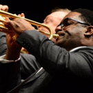 David Robertson Opens 2016 With Virtuoso Trumpeter Wynton Marsalis in a Swing Symphon Video