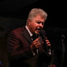 Photo Coverage: Steve Tyrell Comes Home For The Holidays At Cafe Carlyle