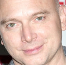 Tony-Winner Michael Cerveris Pens Article for New York Times