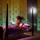 BWW Review: Grace Carter Creeps Toward Insanity in CoHo's Chilling Adaptation of THE YELLOW WALLPAPER