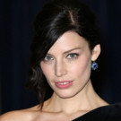 'Mad Men's Jessica Pare to Star in New CBS Navy SEAL Drama Pilot