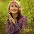 Country Legend Pam Tillis to Play the Halloran Centre Next Month Video