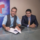 Singer, Songwriter & Actor Carlos Ponce Signs Exclusive Contract with Telemundo
