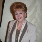 WILL & GRACE Stars Pay Tribute to Sitcom 'Mom' Debbie Reynolds Video