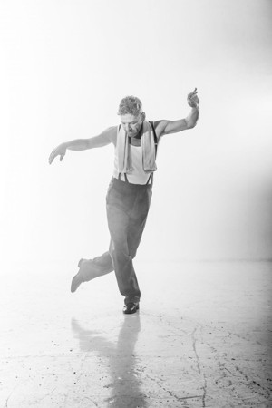 Photo Coverage: First Look At Branagh And Hurt In THE ENTERTAINER Image
