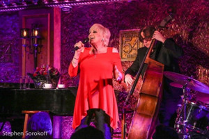 Photo Coverage: Clive Davis, Joanna Carson Attend Lorna Luft's Performance at Feinstein's/54 Below Image