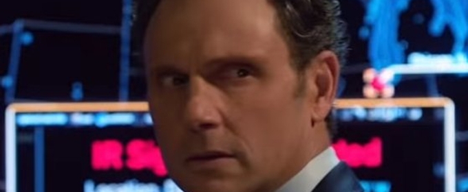 VIDEO: Sneak Peek - The Country Hangs in the Balance on Next SCANDAL Video