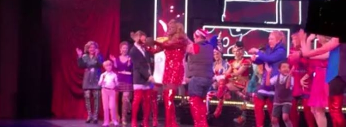 STAGE TUBE: Wayne Brady Free-Style Raps During KINKY BOOTS Curtain Call for BC/EFA Video