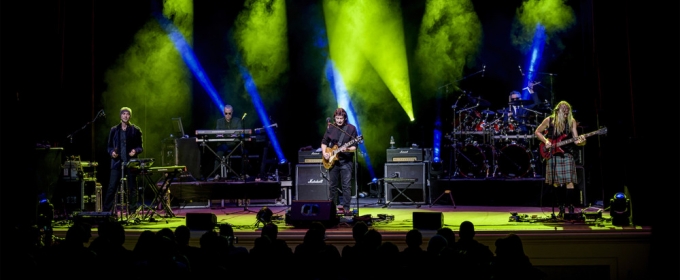 Steve Hackett Returns to the UK to Celebrate the Anniversary of WIND AND WUTHERING… Video