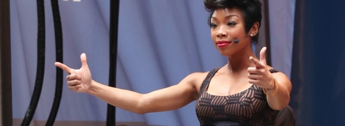 TV: Brandy Belts Out CHICAGO at Stars in the Alley! Video