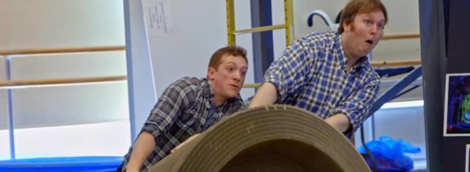 TV: What's Happening in Bikini Bottom During THE SPONGEBOB MUSICAL? The Creative… Video