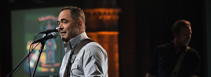 VIDEO: Aaron Lewis Performs 'That Ain't Country' on LATE SHOW Video