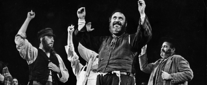 On This Day: 1976 - FIDDLER ON THE ROOF is Revived on Broadway for 167 ...