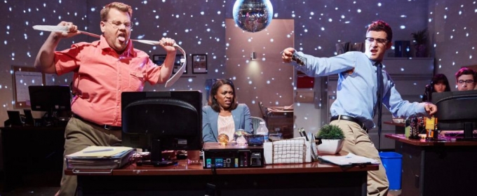 VIDEO: 'IT' Guys James Corden & Orlando Bloom Turn On Computers with Sultry Dance… Video