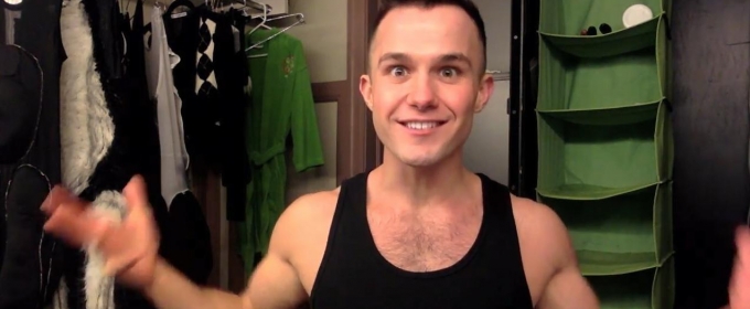 STAGE TUBE: 'Young Max' Goes Behind the Scenes with THE GRINCH on Tour in PUPPY… Video