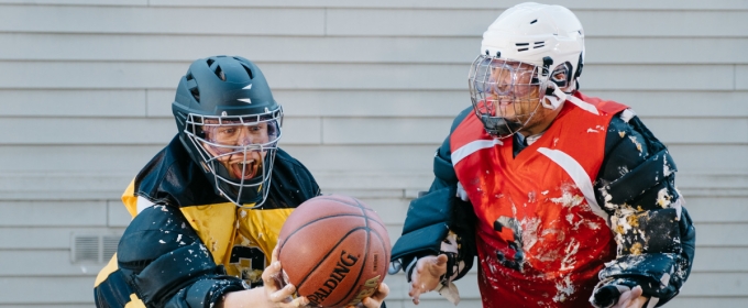 VIDEO: JJ Redick, Scott Bakula & Pete Holmes Play Basketball or Cake? on CORDEN Video