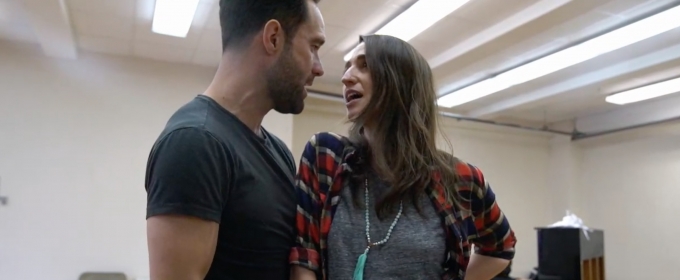 TV: Sugar, Butter, Sara! Bareilles and Her New WAITRESS Co-Stars Get Ready for Their… Video