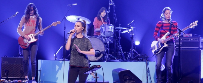 VIDEO: Indie Rockers Warpaint Perform 'New Song' on TONIGHT SHOW Video